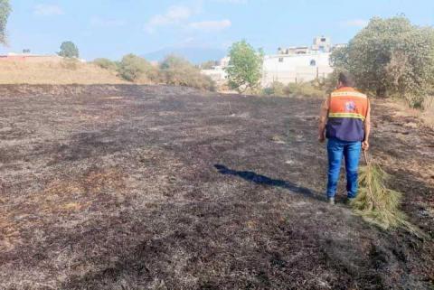 Ayuntamiento de Tetlanohcan atiende llamadas por incendio en pastizales imagen 2