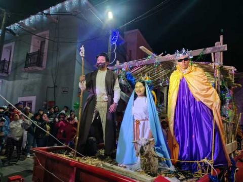 Contla celebra su desfile navideño con gran magia y ferviente tradición imagen 10