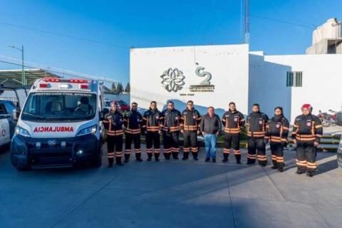 Fortalece Javier Rivera a Protección Civil de Apizaco con entrega de uniformes especializados imagen 1