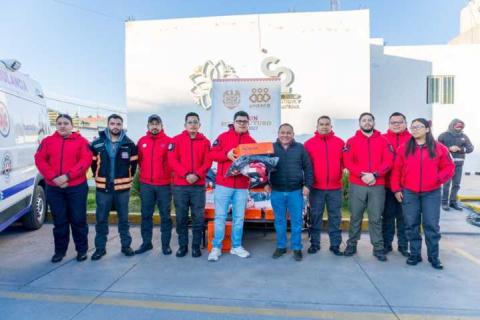 Fortalece Javier Rivera a Protección Civil de Apizaco con entrega de uniformes especializados imagen 2