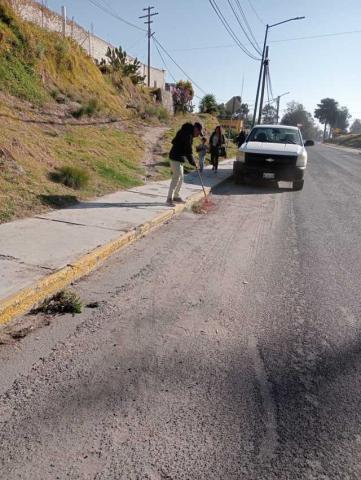 Refuerzan brigadas de Servicios Municipales labores de limpieza en distintos puntos de Huamantla imagen 5