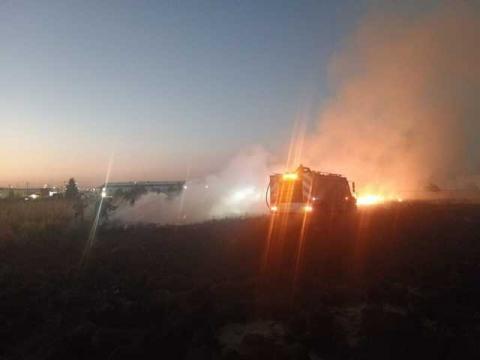 Oportuna intervención en Huamantla evita riesgo mayor por incendio de pastizal imagen 2