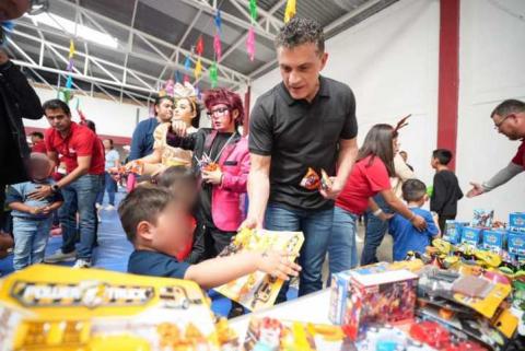 Alfonso Sánchez García continúa el segundo día de festejos de Reyes Magos imagen 28
