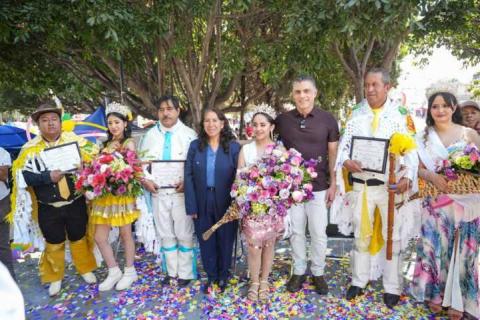 Alfonso Sánchez García estuvo en la coronacion de reinas de camadas del Carnaval imagen 7
