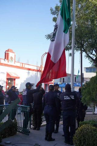No es solo una tela, Sergio Lara reivindica el sentido profundo de la Bandera Nacional imagen 3