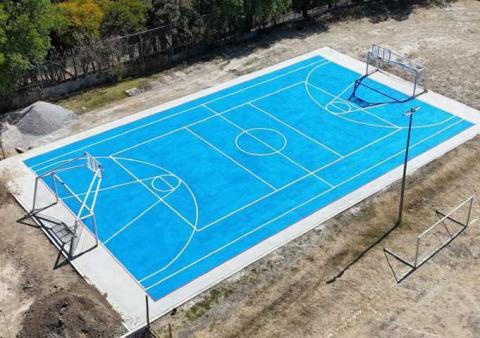 Lista la primera cancha de usos múltiples gestionada por Miriam Martínez en Apetatitlán imagen 5