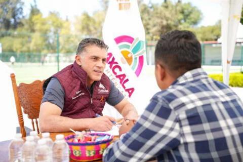 Alfonso Sánchez García escucha y resuelve en nueva audiencia pública imagen 3