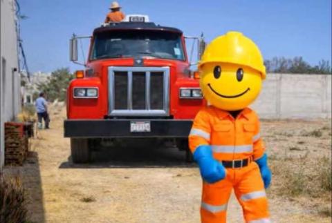 En tiempos de estiaje, el agua no falta: Gobierno de Teolocholco lleva apoyo directo a las familias