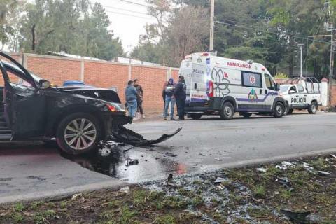 Policía y PC Municipal atienden percance vial en La Loma Xicohténcatl imagen 3