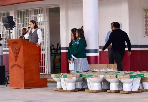 Mantiene Ayuntamiento de San Pablo del Monte apoyo a instituciones educativas imagen 1