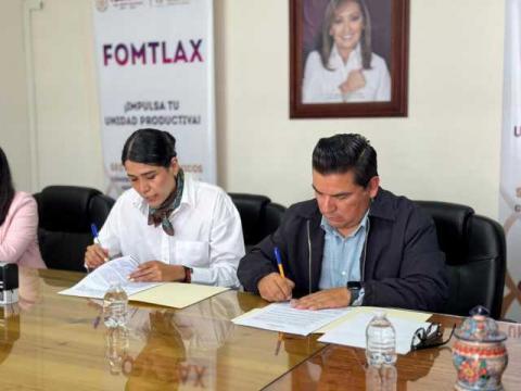 El municipio de Tlaxco y FOMTLAX, impulsan el desarrollo de familias imagen 1