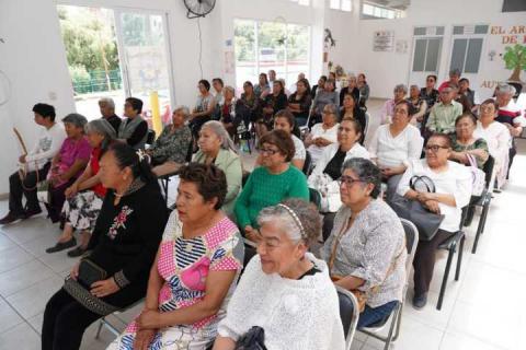Un año cuidando a quienes construyeron Papalotla, la Casa del Abuelo cumple su primer aniversario imagen 9