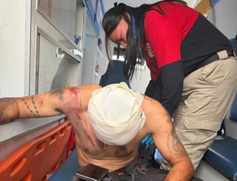 Policía de Tetla salva la vida de conductor de autobús y evita tragedia sobre la Apizaco–Tlaxco imagen 1
