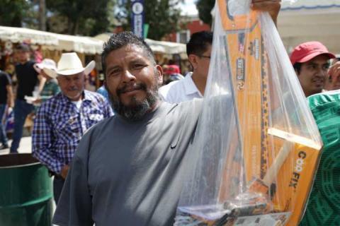 Música, concursos y grandes premios: así celebró Huamantla a los papás en su día imagen 7
