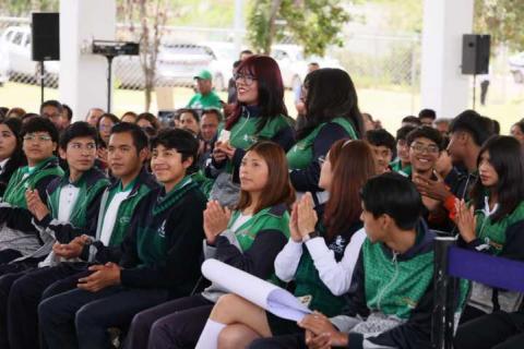 Inaugura Lorena Cuéllar nueva techumbre del Cecyte Tlachco imagen 3
