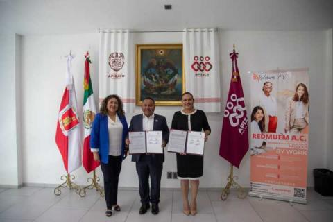 Firma Ayto. de Apizaco convenio con Redmuem para impulsar el desarrollo económico de las mujeres imagen 4