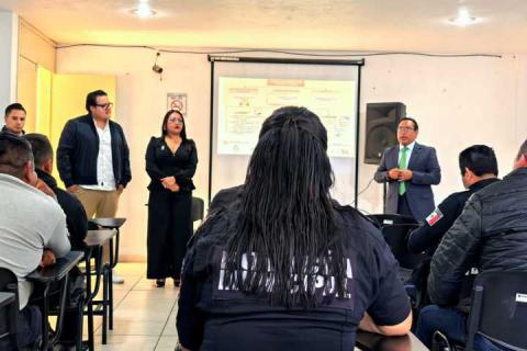 Reciben policías capacitación para consolidar una atención ciudadana con profesionalismo imagen 1